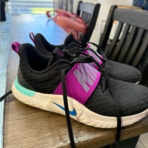 Nike women Black and Purple Sneakers